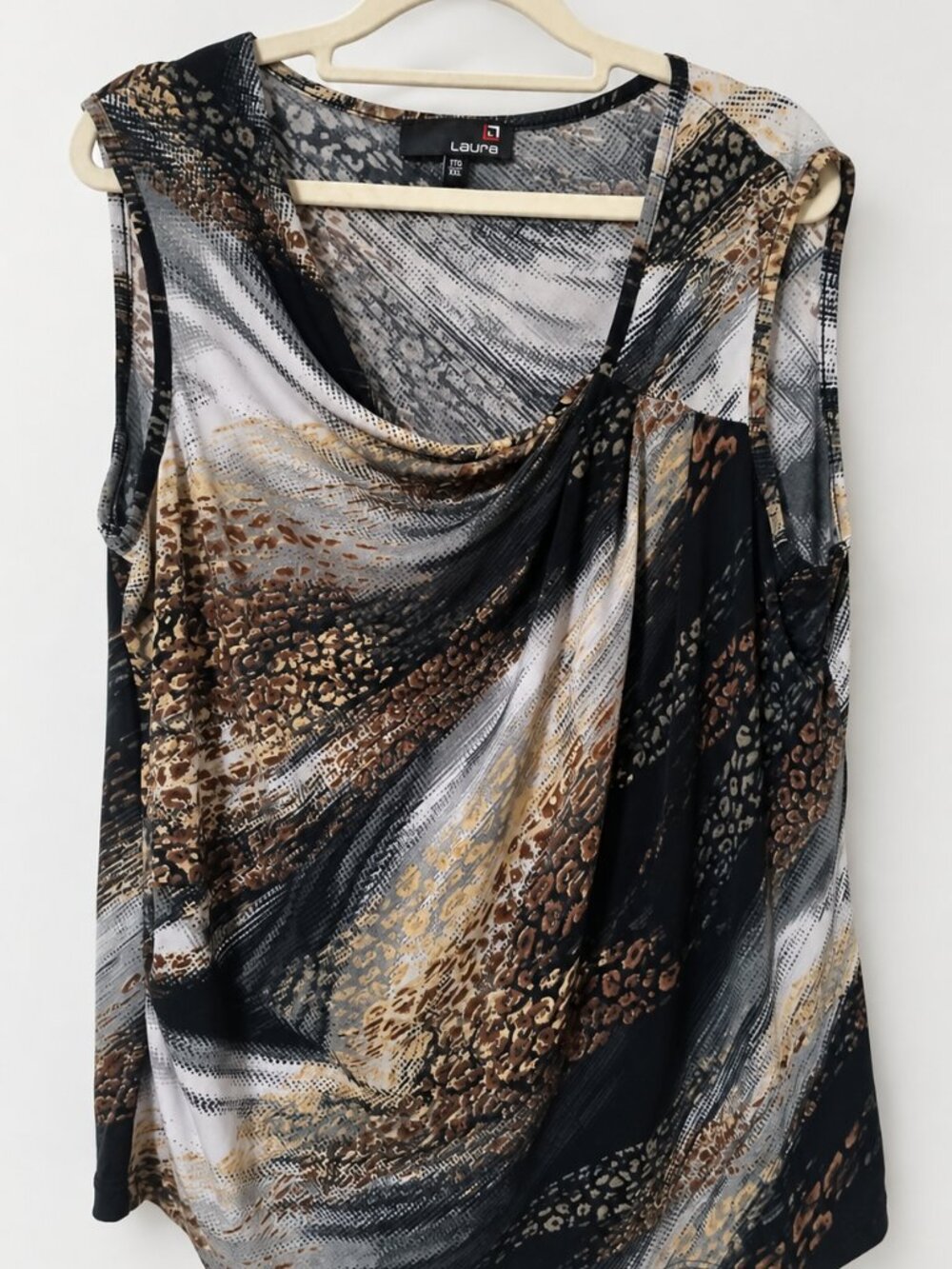 Laura Women’s XXL Draped Cowl Neck Animal Print Sleeveless Stretch Top Mob Wife